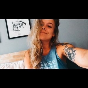 Meet your Posher, Mallory